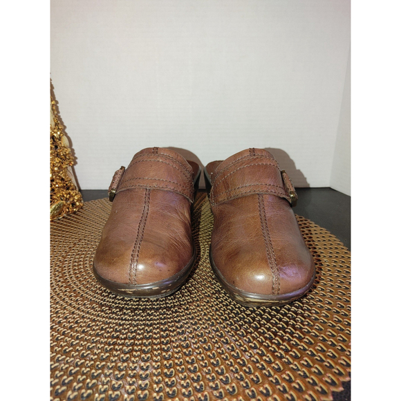 Cabela's Leather Mules Size 9.5M - Picture 3 of 5